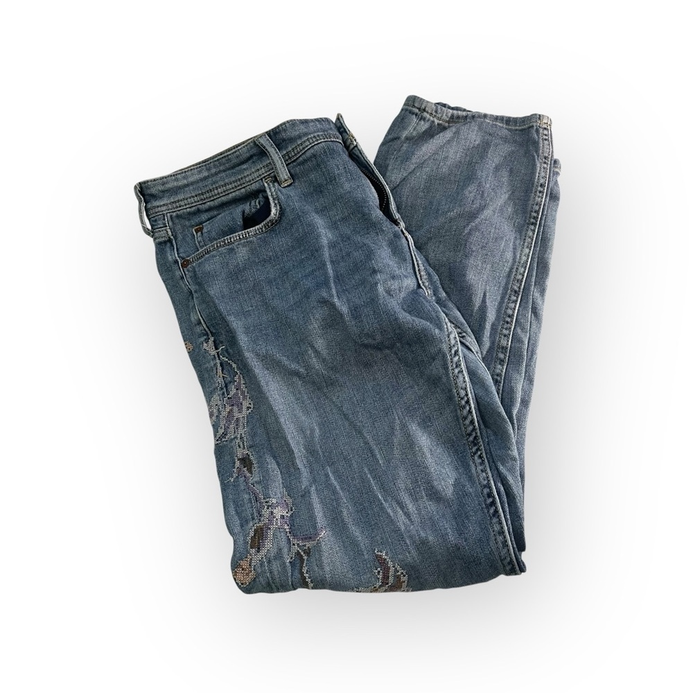 Anthropologie Pilcro Mid Rise Slim Boyfriend Embroidered Jeans Size 29 $158 NWT - Picture 2 of 9
